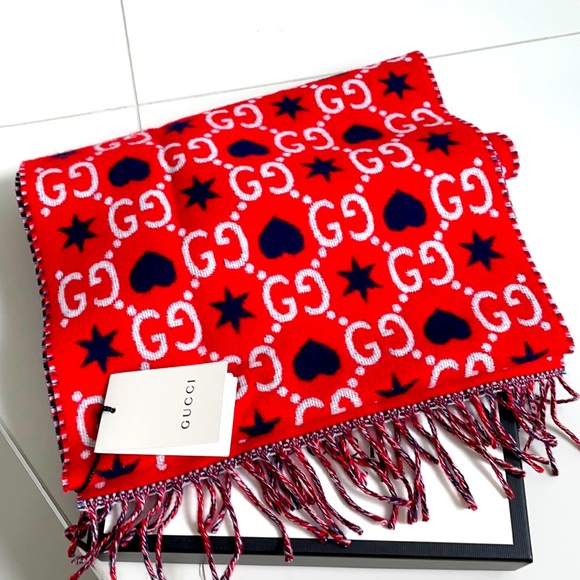 Gucci Accessories - Gucci wool scarf